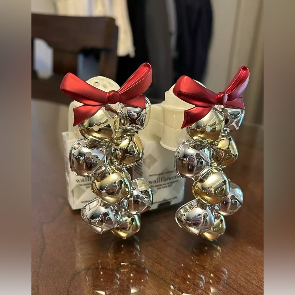 NEW Bath & Body Works Wallflower Plug In Jingle Bells Gold & Silver Set of 2